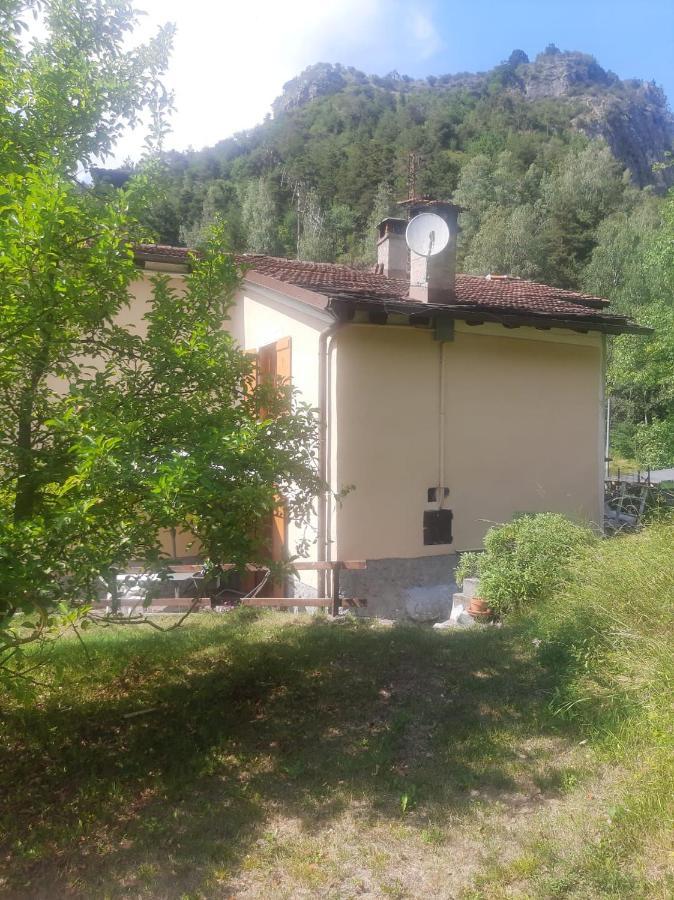 Ca' Virasolelh Hotell Macra Exteriör bild