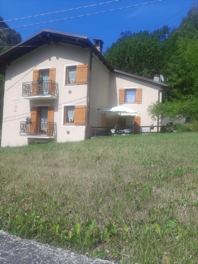 Ca' Virasolelh Hotell Macra Exteriör bild