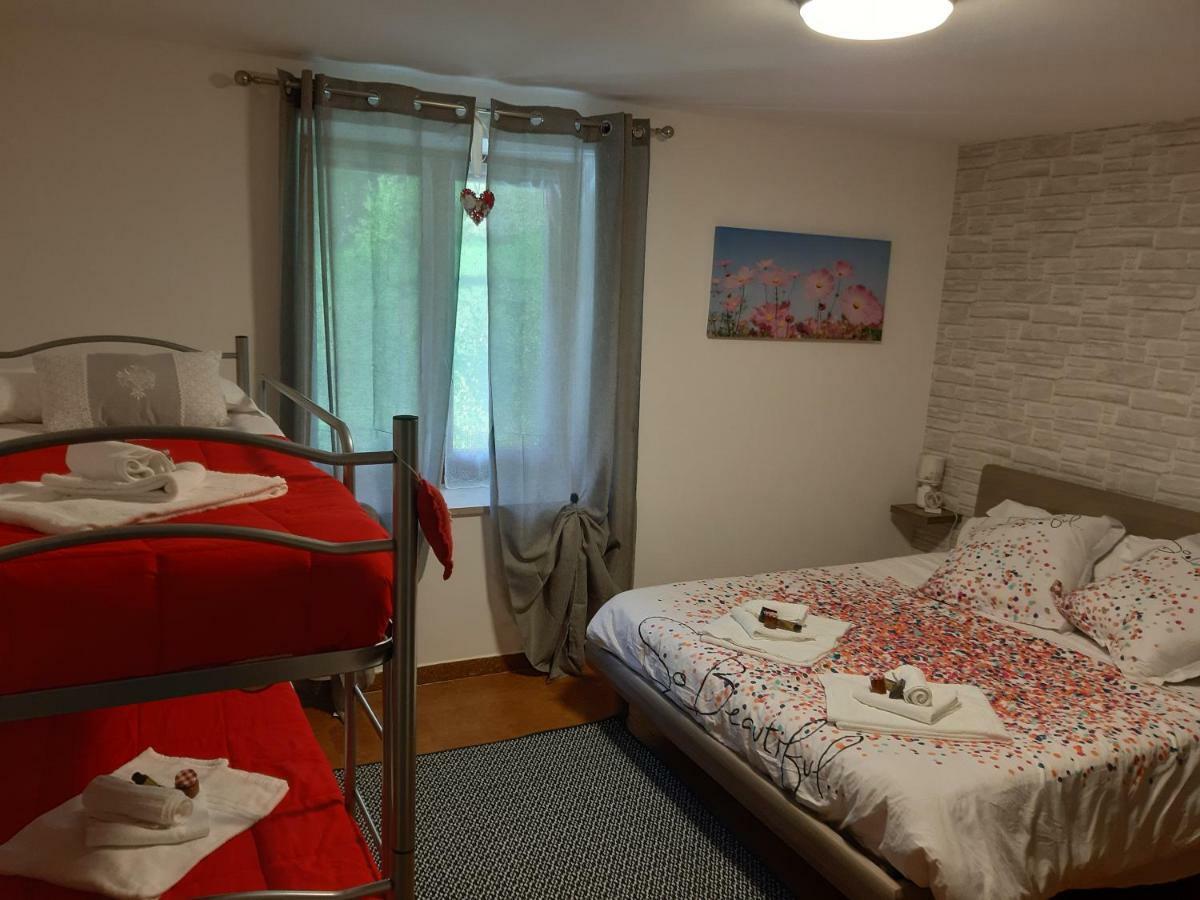 Ca' Virasolelh Hotell Macra Exteriör bild